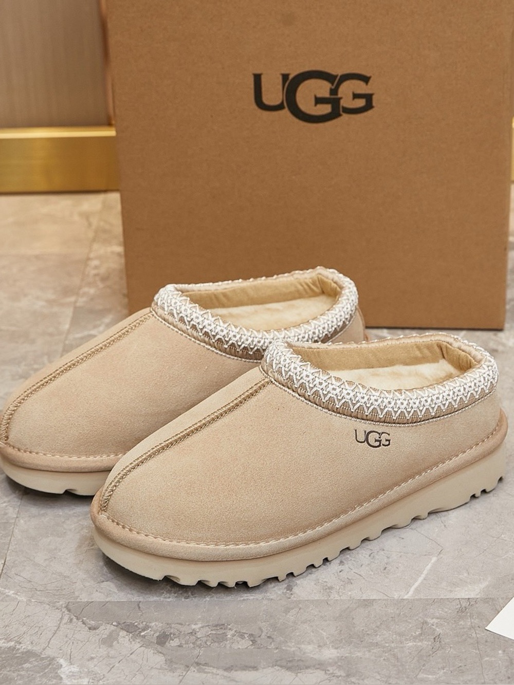 Brand New Women's Ugg Tasman Slip-Ons